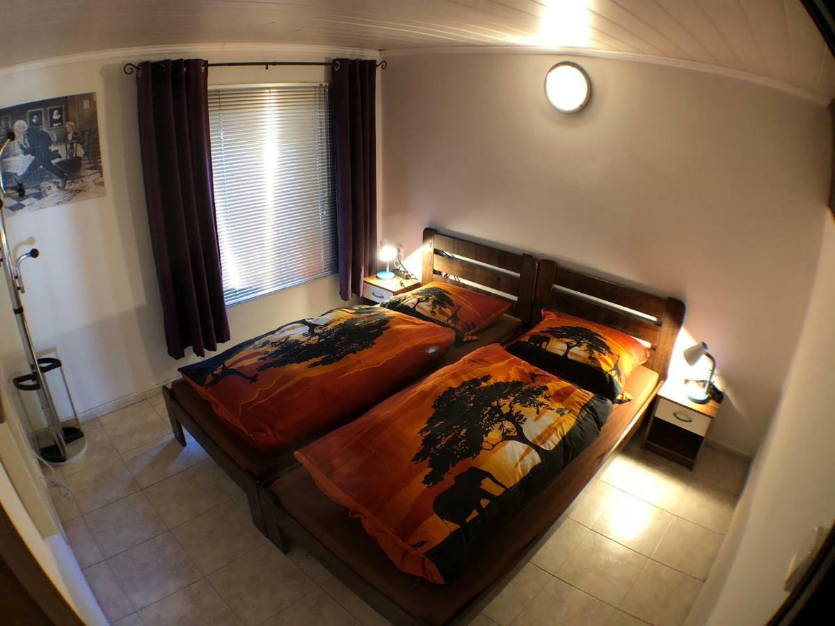 Hero 4 Sterne Ferienhaus Baja Zewnętrze zdjęcie